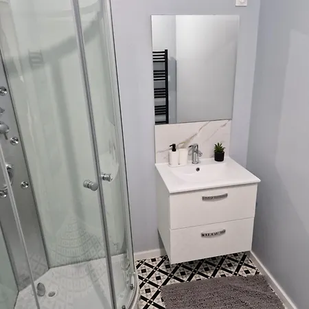 Appartement Au Bon Plan à Maubeuge Extérieur photo