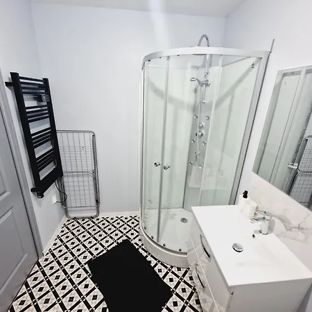 Appartement Au Bon Plan à Maubeuge Extérieur photo