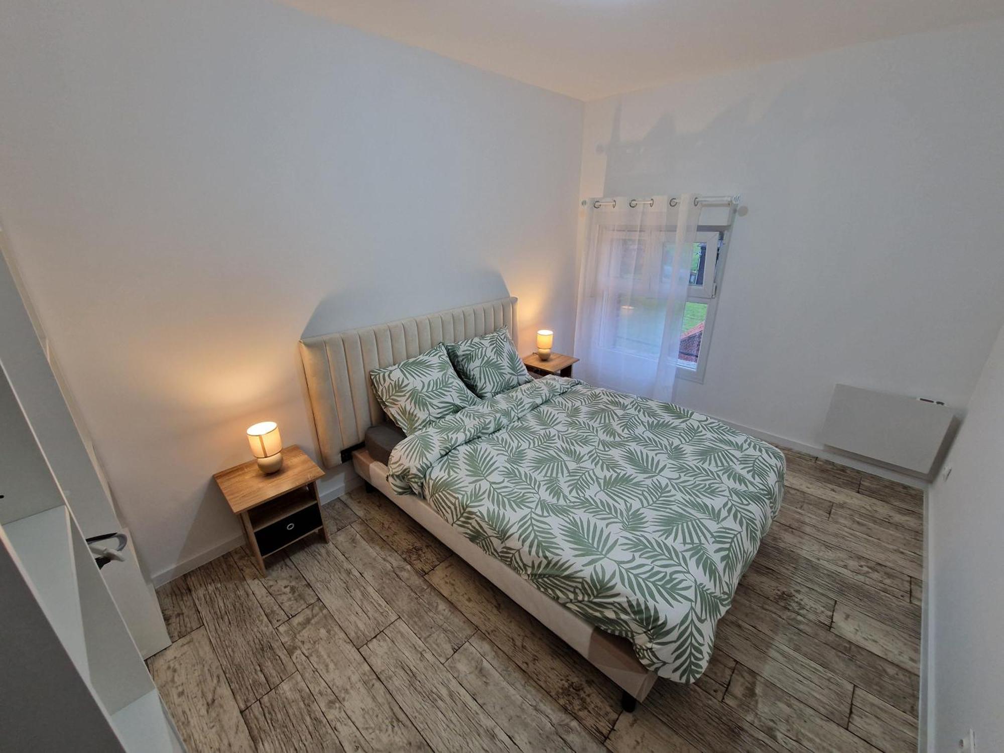 Apartment Au Bon Plan Maubeuge